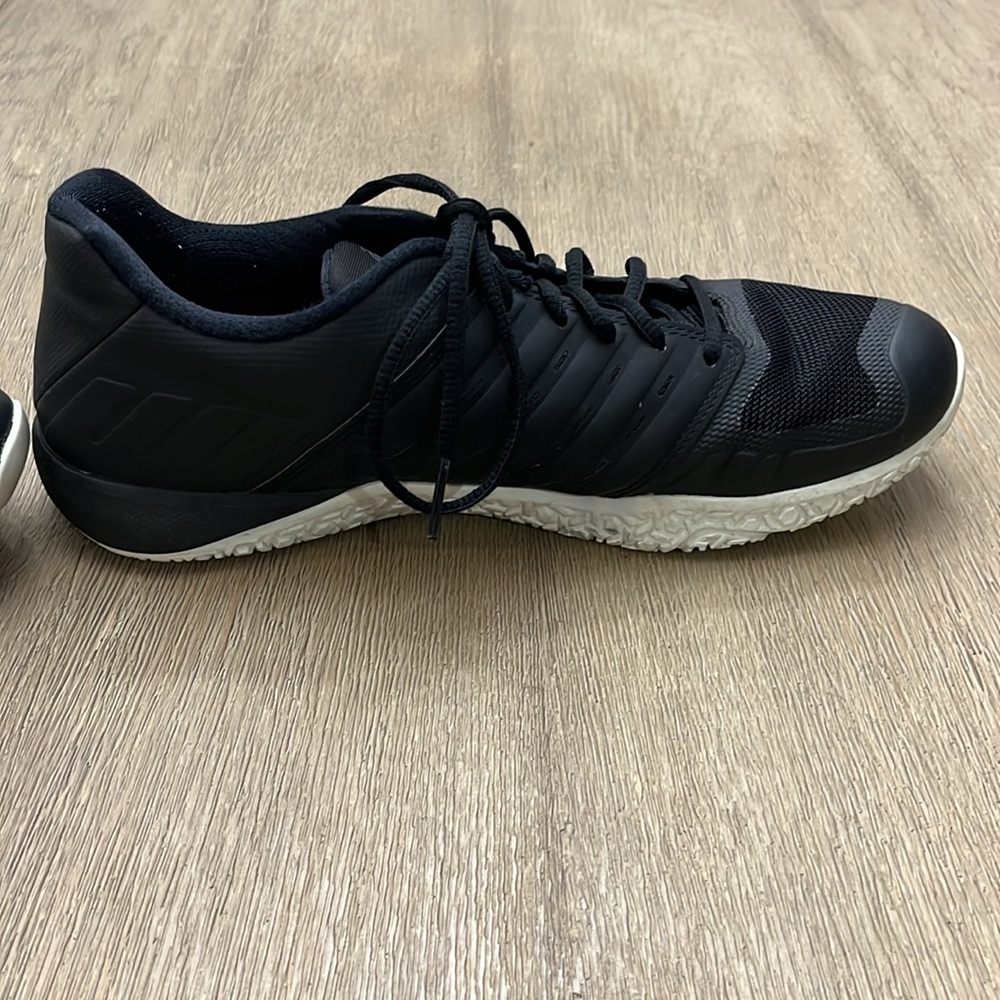 ASICS training shoes - Picture 4 of 12